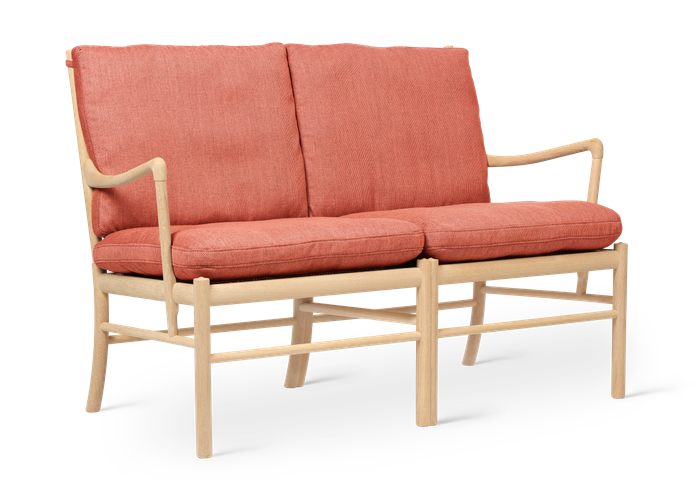 images-OW149-2 Colonial Sofa-colonialsofa-eg-saebe-rewool558-side.png